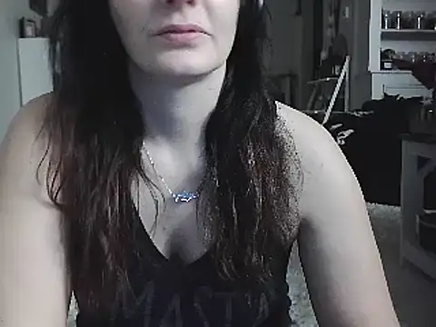 CrystalLakeXO online show from 12/30/24, 09:59