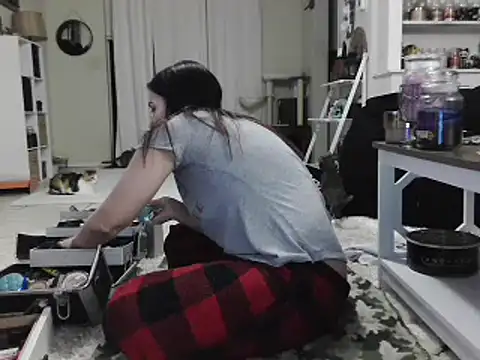 CrystalLakeXO online show from 01/17/25, 10:11