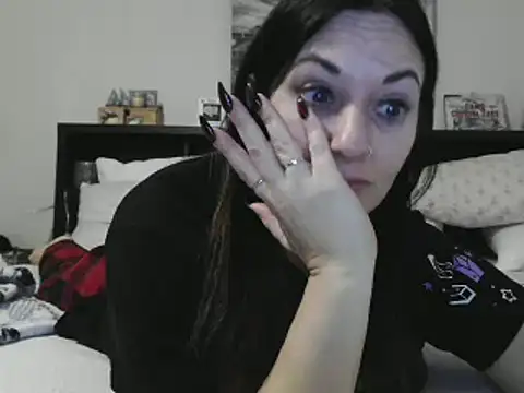 CrystalLakeXO online show from 01/21/25, 09:03