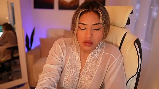 SaraParisi online show from 12/26/24, 10:52