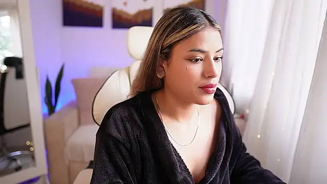 SaraParisi online show from 01/07/25, 09:57