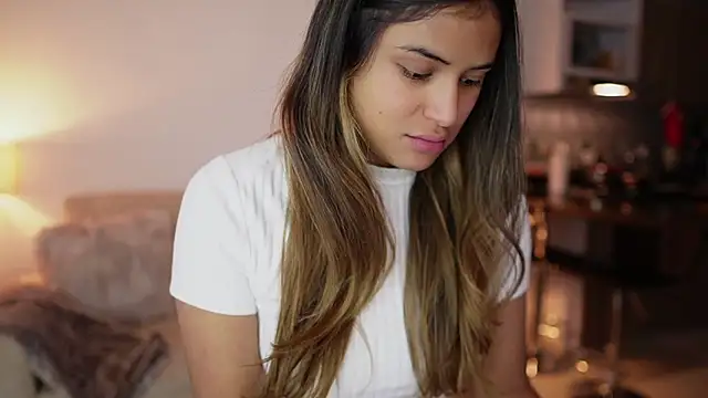 SaraParisi online show from 02/01/26, 01:48