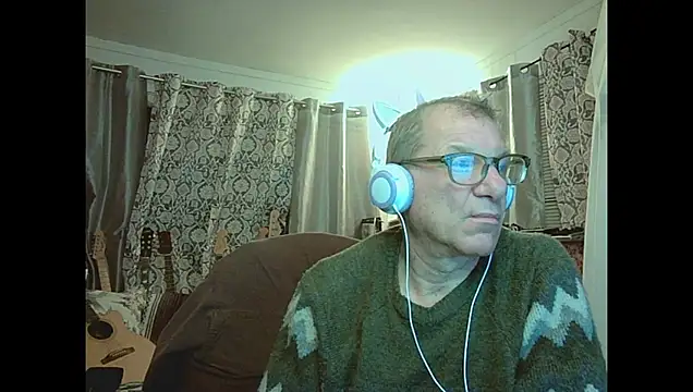 Snapshot of coryassman chatting on 04/11/26, 09:57 coryassman online show from 04/11/26, 09:57