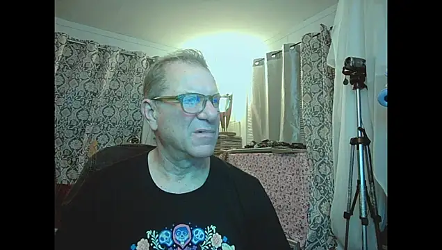 Snapshot of coryassman chatting on 04/18/26, 11:36 coryassman online show from 04/18/26, 11:36