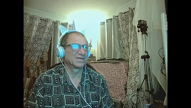 Snapshot of coryassman chatting on 05/31/26, 05:59 coryassman online show from 05/31/26, 05:59