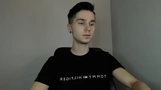 Snapshot of Joseph__Quinn chatting on 01/09/25, 11:14 Joseph Quinn online show from 01/09/25, 11:14