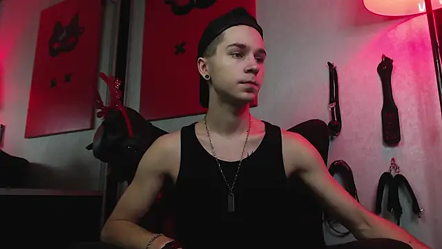 Snapshot of Joseph__Quinn chatting on 01/14/25, 09:02 Joseph Quinn online show from 01/14/25, 09:02