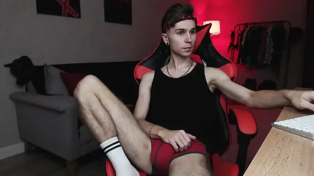 Snapshot of Joseph__Quinn chatting on 11/15/25, 04:54 Joseph Quinn online show from 11/15/25, 04:54