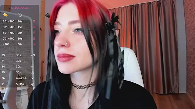 Snapshot of arielabradberry chatting on 12/30/24, 02:40 arielabradberry online show from 12/30/24, 02:40