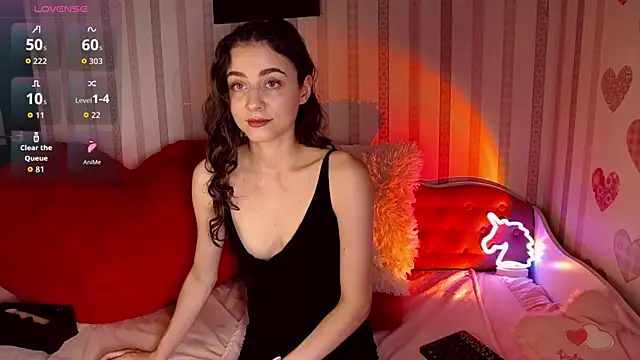 AliceNikke online show from 09/30/25, 08:14