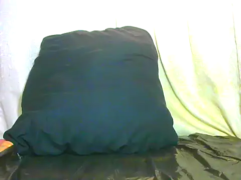 slendablack2023 online show from 11/25/25, 05:51