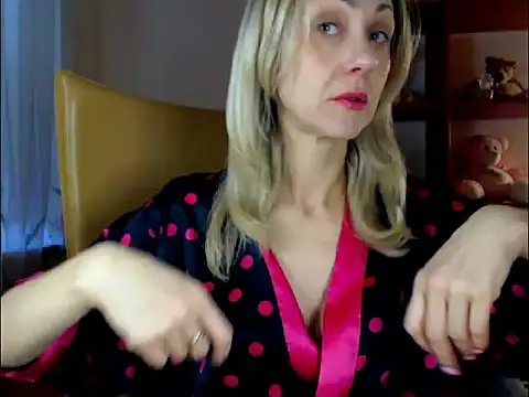 Snapshot of Tanya6547 chatting on 02/22/25, 08:50 Tanya6547 online show from 02/22/25, 08:50