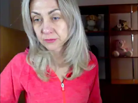 Snapshot of Tanya6547 chatting on 03/02/25, 08:27 Tanya6547 online show from 03/02/25, 08:27