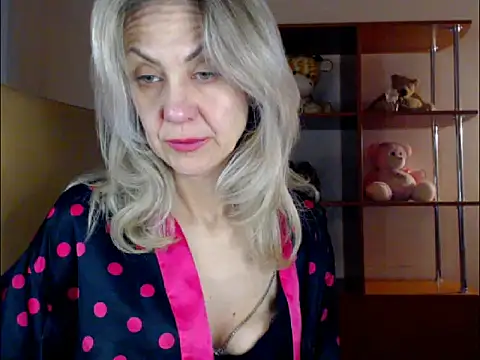 Snapshot of Tanya6547 chatting on 03/03/25, 08:16 Tanya6547 online show from 03/03/25, 08:16