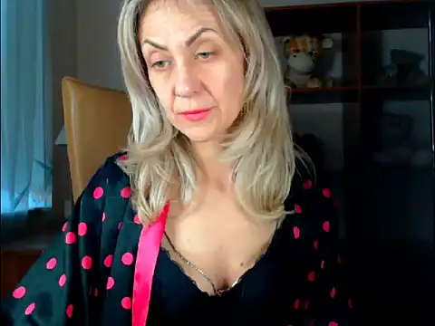 Snapshot of Tanya6547 chatting on 03/04/25, 10:02 Tanya6547 online show from 03/04/25, 10:02