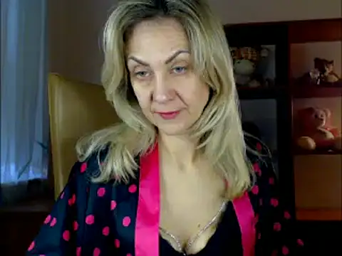 Snapshot of Tanya6547 chatting on 03/11/25, 08:09 Tanya6547 online show from 03/11/25, 08:09