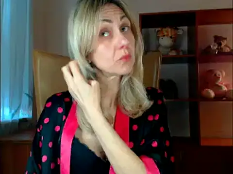 Snapshot of Tanya6547 chatting on 03/14/25, 11:34 Tanya6547 online show from 03/14/25, 11:34