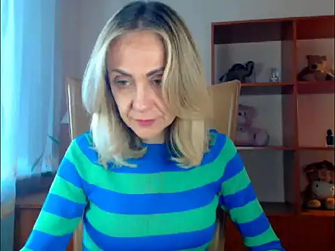 Snapshot of Tanya6547 chatting on 10/30/25, 09:22 Tanya6547 online show from 10/30/25, 09:22