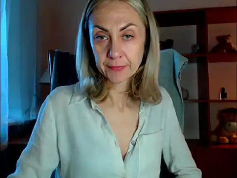 Snapshot of Tanya6547 chatting on 12/02/25, 08:41 Tanya6547 online show from 12/02/25, 08:41