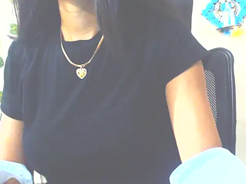 Snapshot of emma_06@xh chatting on 05/31/26, 10:33 emma 06xh online show from 05/31/26, 10:33