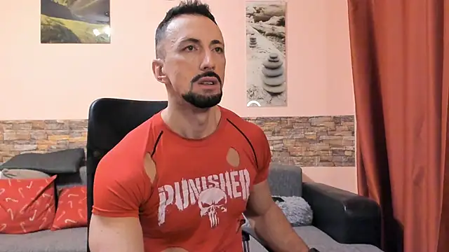 HotHunkTrainer online show from 01/17/26, 08:52