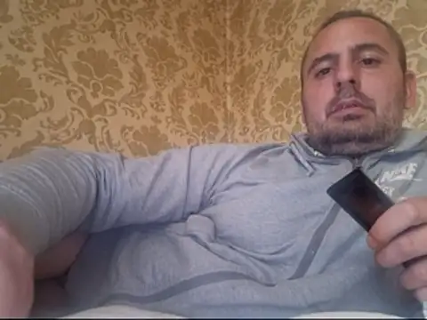 Basszos88i online show from 10/18/25, 12:06