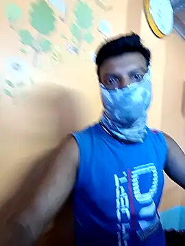 Snapshot of model_yesx chatting on 02/23/25, 05:23 model yesx online show from 02/23/25, 05:23