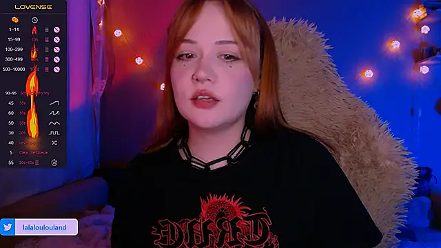 Snapshot of lala_loulou_land chatting on 03/18/25, 10:26 lala loulou land online show from 03/18/25, 10:26