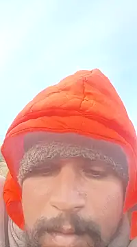 Snapshot of lovesuna chatting on 01/02/25, 02:11 lovesuna online show from 01/02/25, 02:11