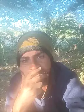 Snapshot of lovesuna chatting on 03/06/25, 02:19 lovesuna online show from 03/06/25, 02:19