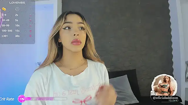 Snapshot of Addison_baker chatting on 03/03/25, 07:49 Addison baker online show from 03/03/25, 07:49