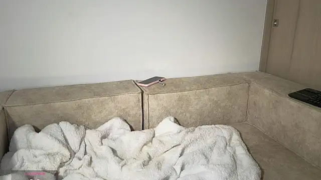 Snapshot of Addison_baker chatting on 11/09/25, 12:42 Addison baker online show from 11/09/25, 12:42