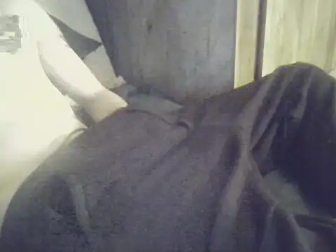 Snapshot of Irishman9077 chatting on 10/04/25, 12:03 Irishman9077 online show from 10/04/25, 12:03