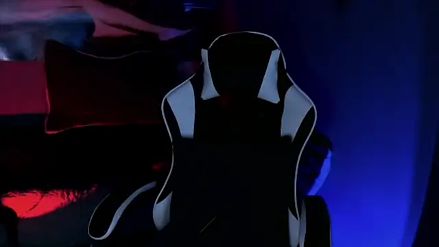 Thomas Fit1 online show from 03/25/26, 01:55