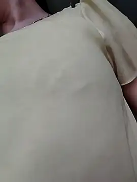 Snapshot of Anjel_Sadia chatting on 10/10/25, 12:31 Anjel Sadia online show from 10/10/25, 12:31