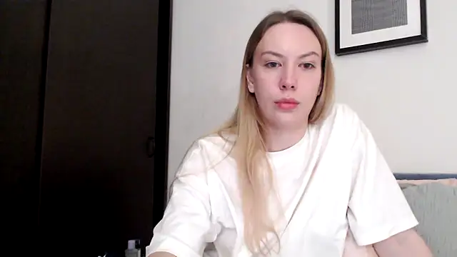 Snapshot of Scarlettford chatting on 11/01/25, 04:31 Scarlettford online show from 11/01/25, 04:31