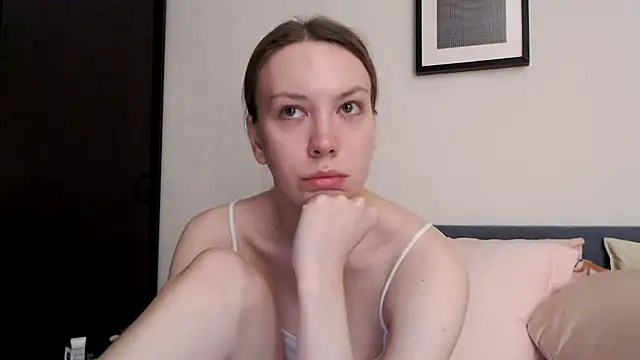 Snapshot of Scarlettford chatting on 11/12/25, 04:51 Scarlettford online show from 11/12/25, 04:51