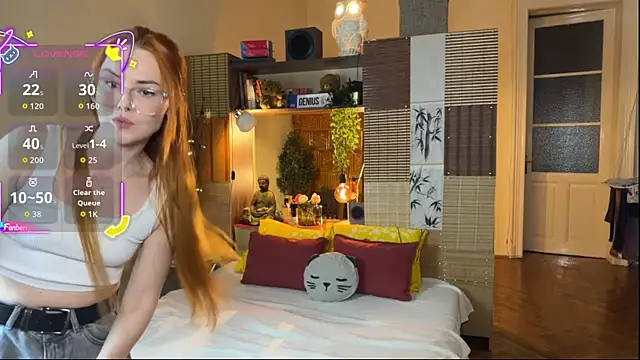 Snapshot of Sargonium999 chatting on 10/07/25, 07:22 Sargonium999 online show from 10/07/25, 07:22