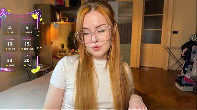 Snapshot of Sargonium999 chatting on 10/31/25, 08:10 Sargonium999 online show from 10/31/25, 08:10