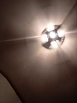 Snapshot of Xoc8_ chatting on 12/17/24, 02:11 Xoc8  online show from 12/17/24, 02:11