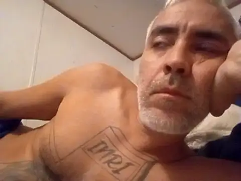 Snapshot of Xoc8_ chatting on 01/27/25, 10:27 Xoc8  online show from 01/27/25, 10:27