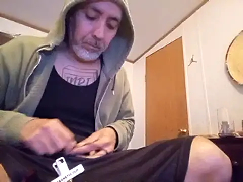 Snapshot of Xoc8_ chatting on 02/12/25, 08:27 Xoc8  online show from 02/12/25, 08:27