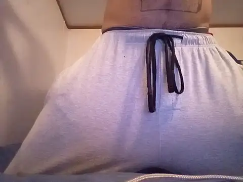 Snapshot of Xoc8_ chatting on 02/17/25, 04:59 Xoc8  online show from 02/17/25, 04:59