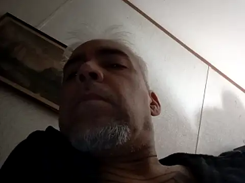 Snapshot of Xoc8_ chatting on 11/05/25, 06:52 Xoc8 online show from 11/05/25, 06:52