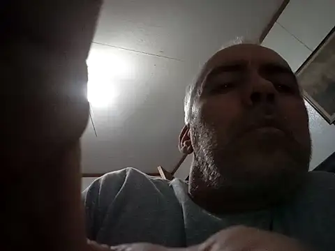 Xoc8  online show from 01/07/26, 06:32