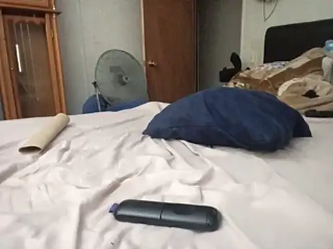 Xoc8  online show from 03/02/26, 07:15