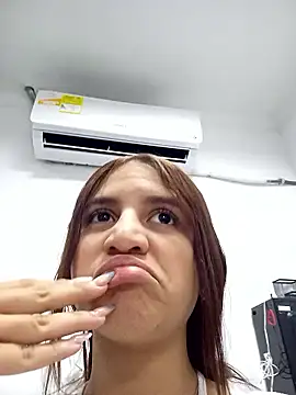 AnthonelaDuque online show from 01/12/26, 11:26