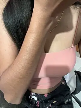 lallela online show from 12/13/24, 11:39