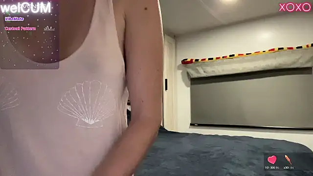 Snapshot of foreverkinky chatting on 02/08/25, 01:11 foreverkinky online show from 02/08/25, 01:11