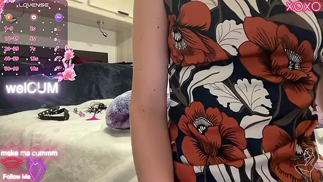 Snapshot of foreverkinky chatting on 10/21/25, 11:38 foreverkinky online show from 10/21/25, 11:38